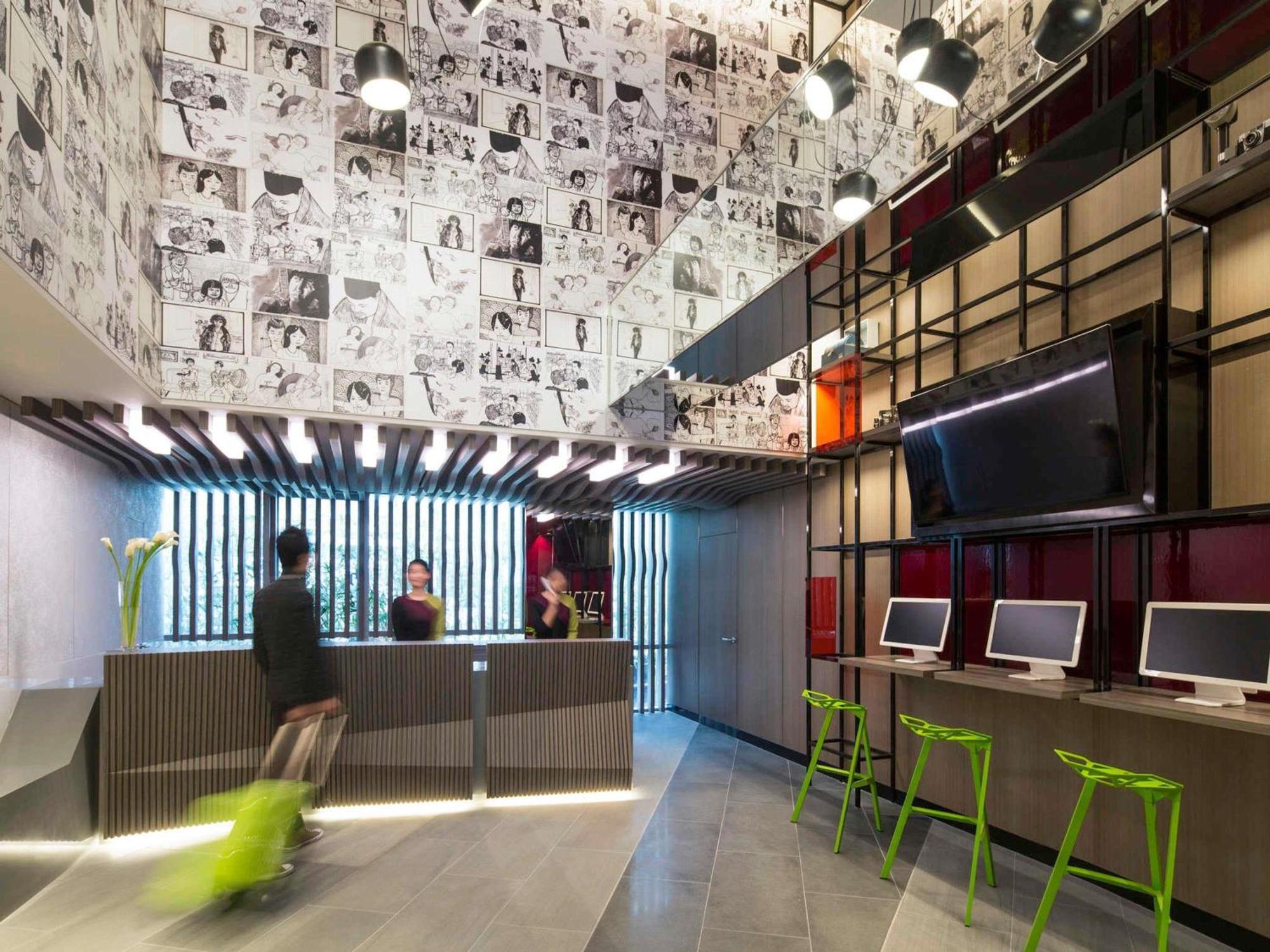 Отель Ibis Styles Ambassador Seoul Myeong-Dong Экстерьер фото